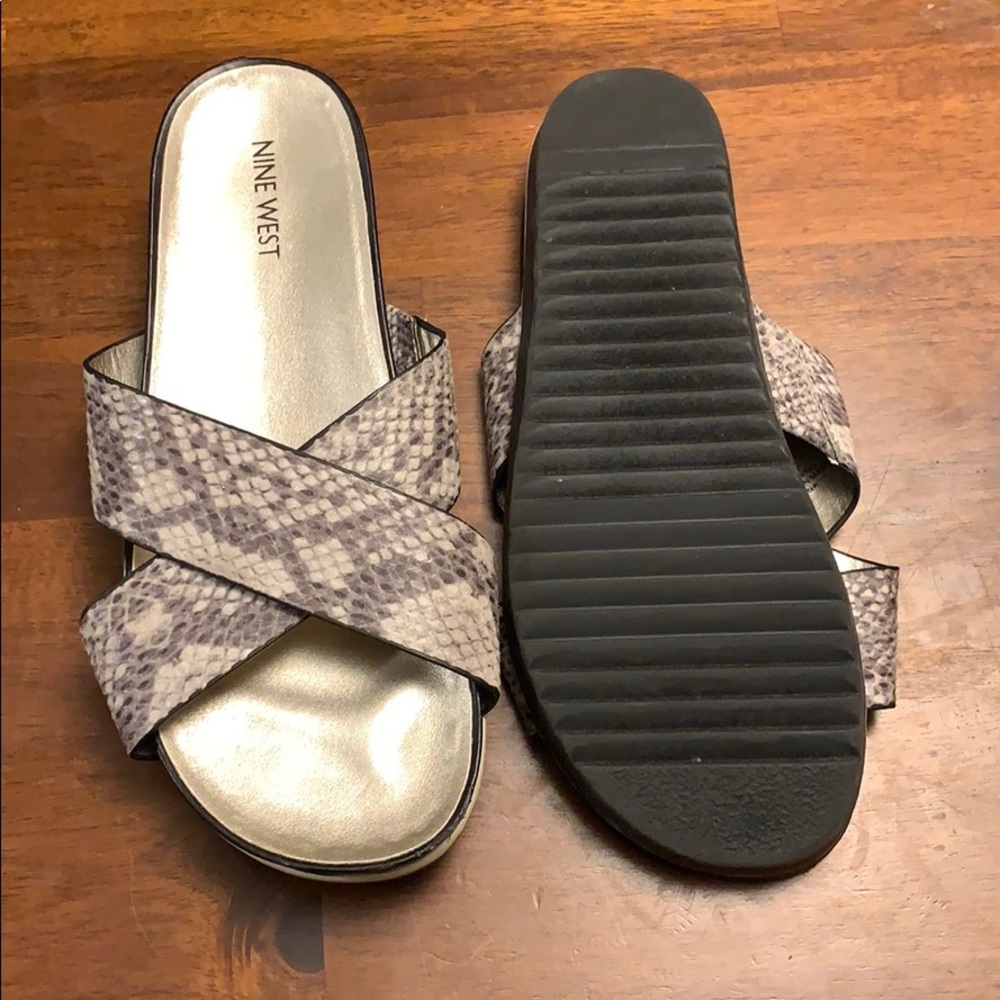 Nine West cross slides - Picture 2 of 2